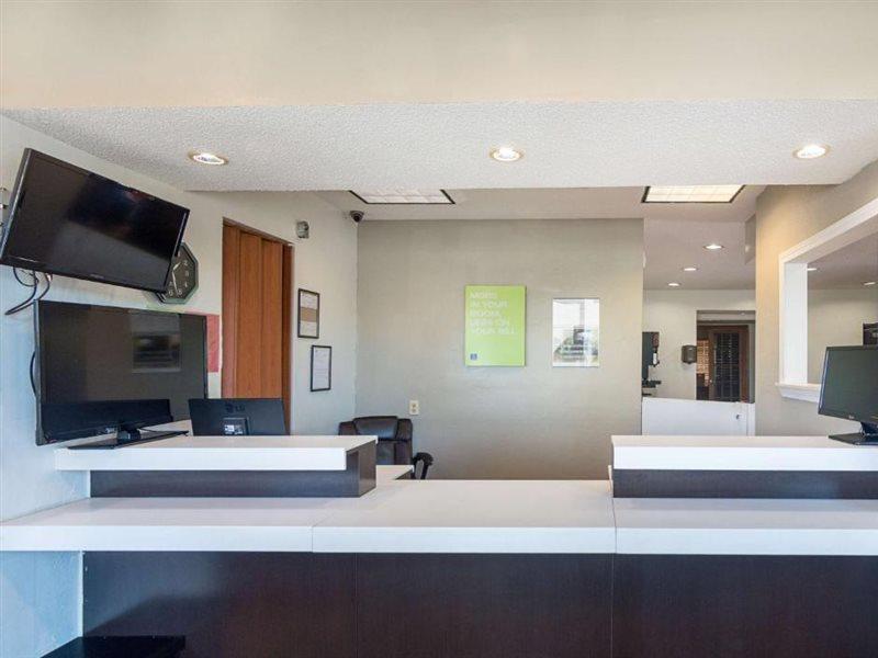 Studio Inn Extended Stay Oklahoma City Airport By Oyo Eksteriør bilde