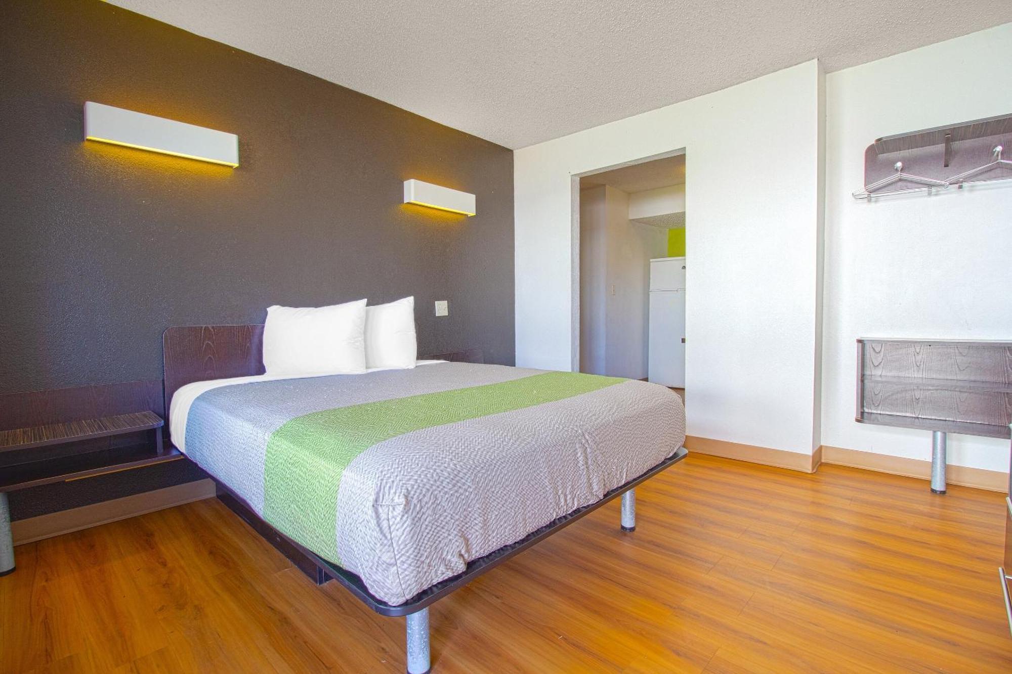 Studio Inn Extended Stay Oklahoma City Airport By Oyo Eksteriør bilde