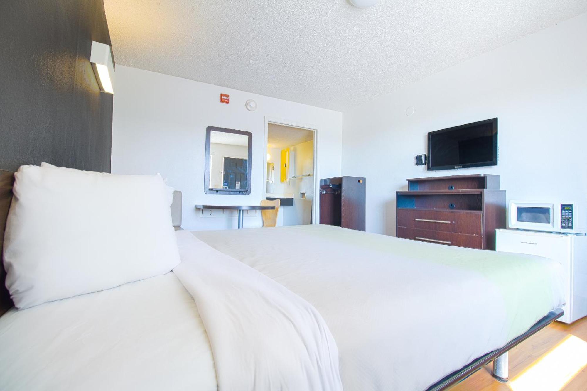 Studio Inn Extended Stay Oklahoma City Airport By Oyo Eksteriør bilde
