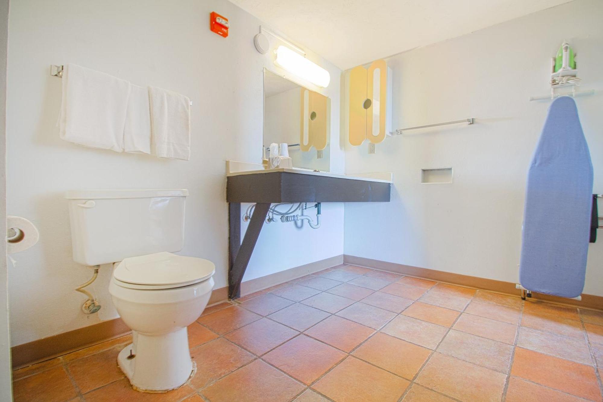 Studio Inn Extended Stay Oklahoma City Airport By Oyo Eksteriør bilde