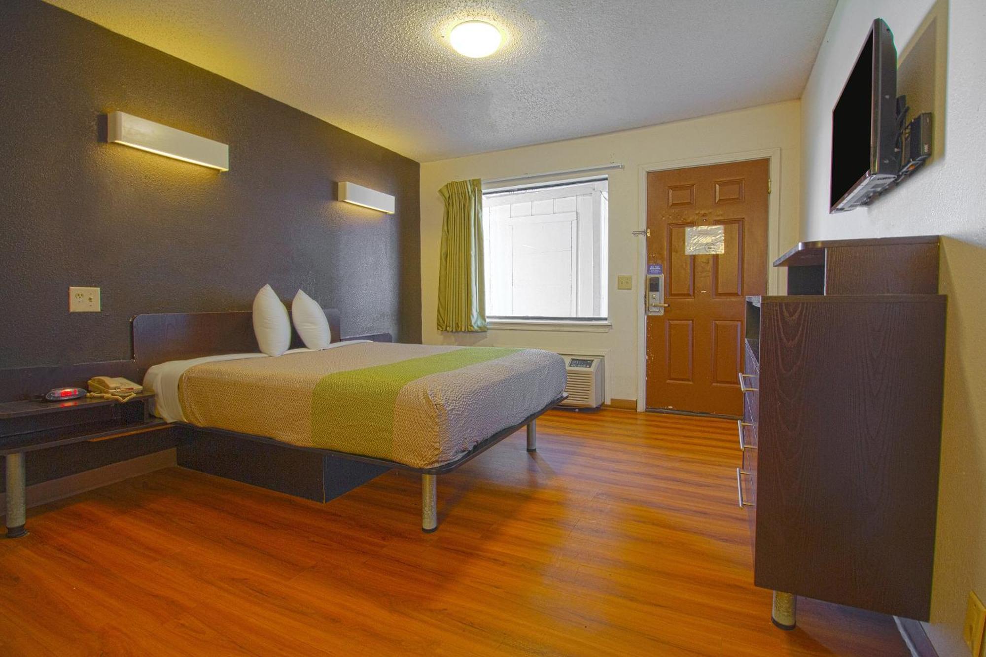 Studio Inn Extended Stay Oklahoma City Airport By Oyo Eksteriør bilde