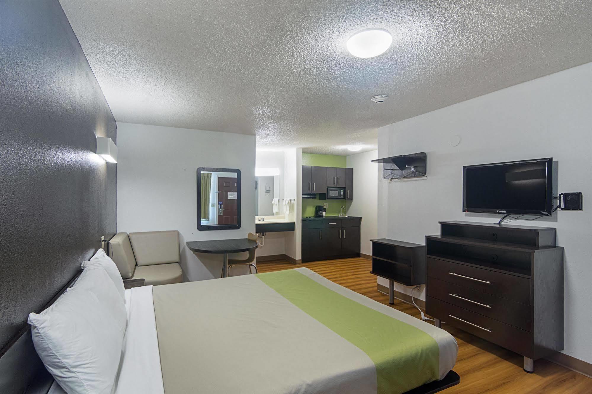 Studio Inn Extended Stay Oklahoma City Airport By Oyo Eksteriør bilde